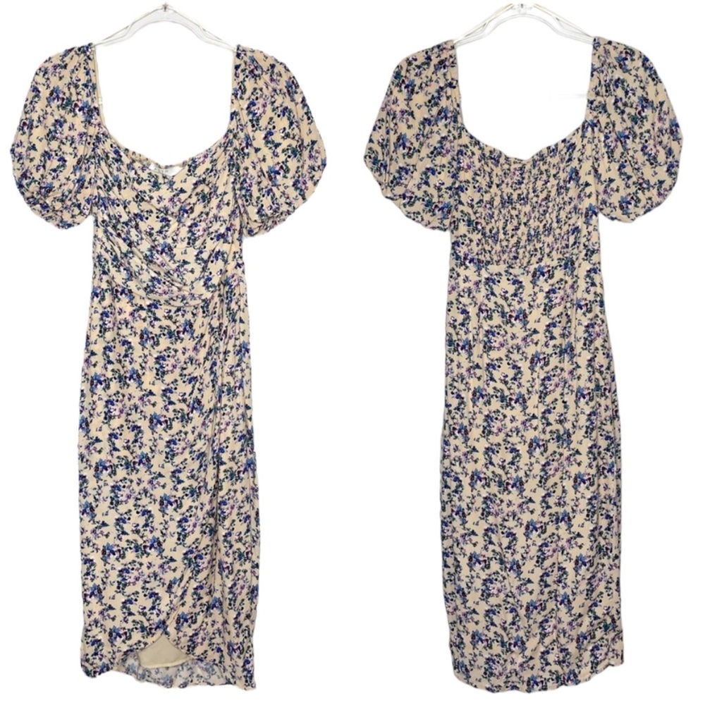 ASTR | Square Neck Bubble Sleeve Dress in Cream Multi Ditsy Small